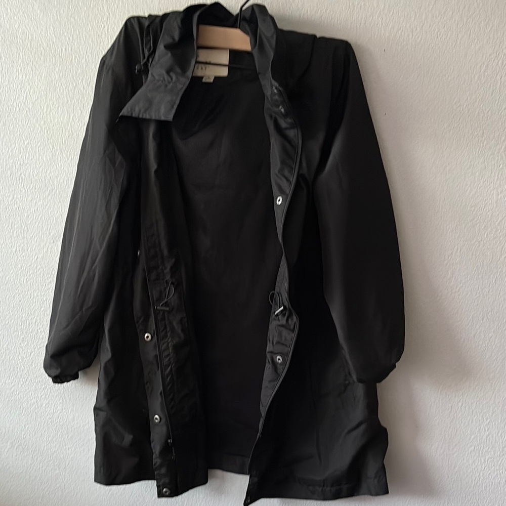 Women's rain jacket